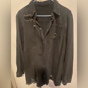 Distressed Black Jean shacket 2x